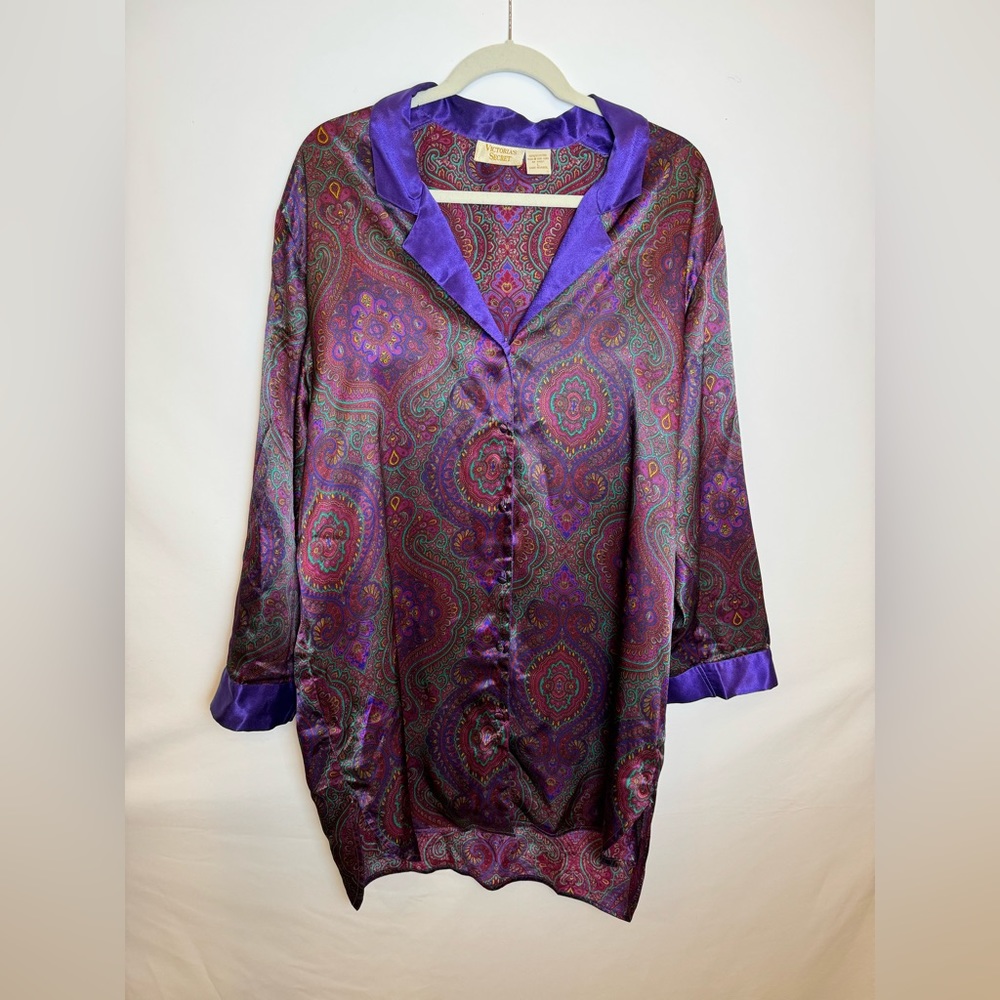 Vintage Gold Label Victoria’s Secret size LARGE buttoned silky purple nightgown - Picture 1 of 10